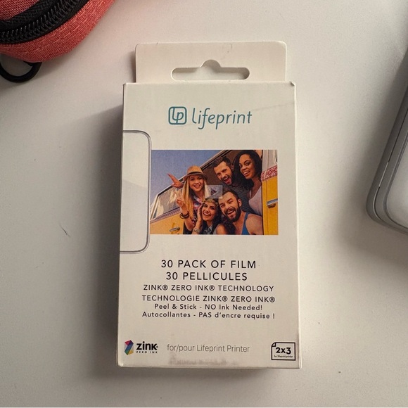 Lifeprint Printer + Carrying Case/Strap and Film - Picture 3 of 5